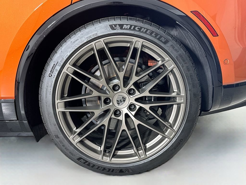 New 2024 Porsche Macan Turbo Electric image 33