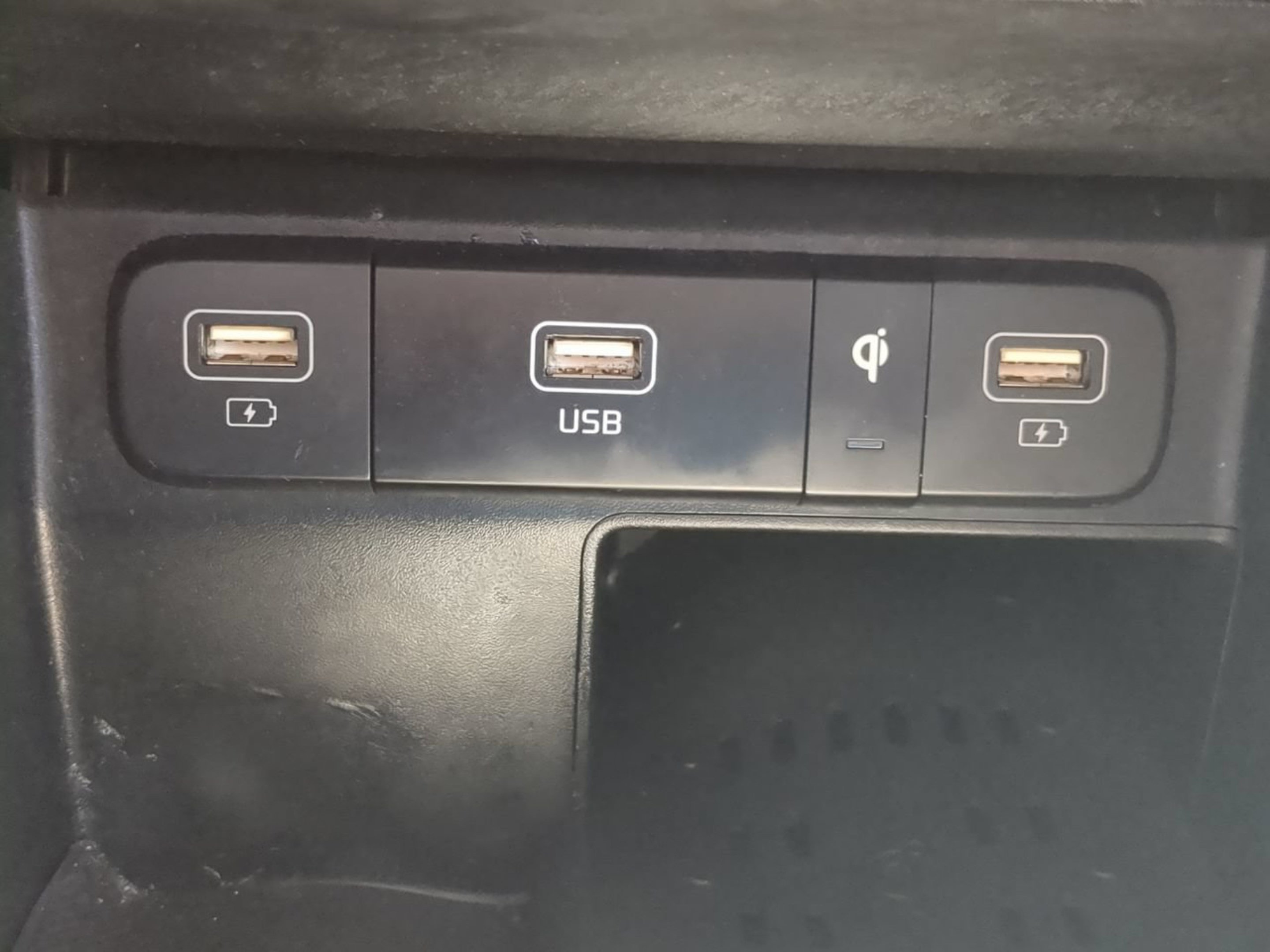 Certified 2022 Kia Sorento SX FWD image 28