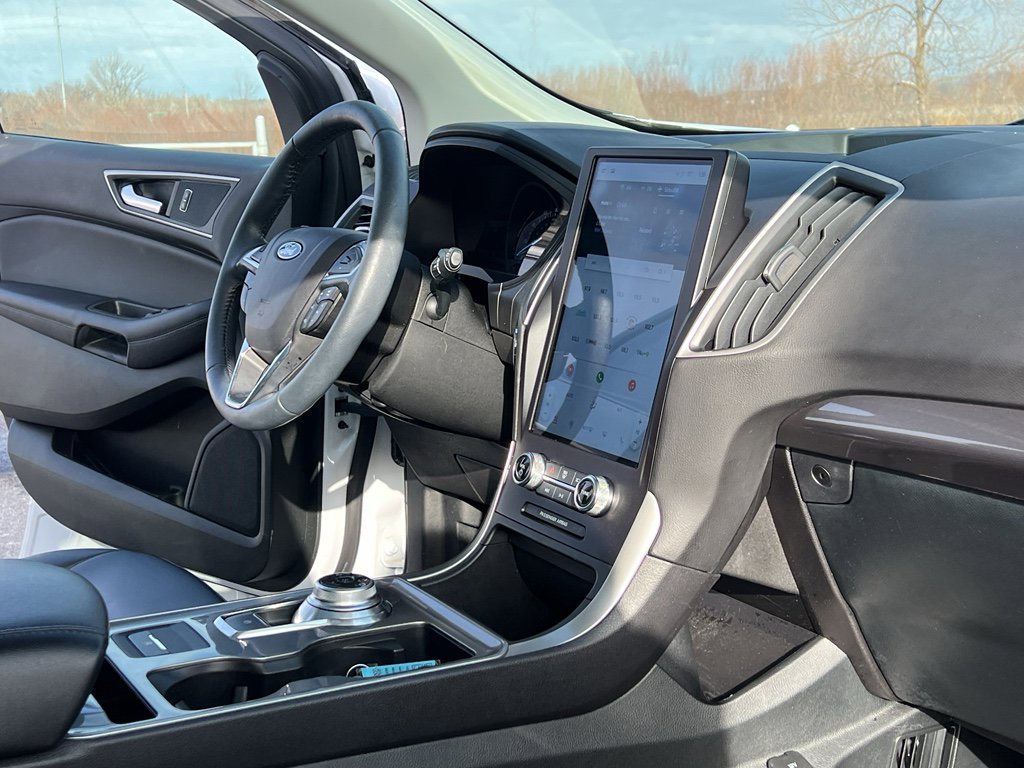 Used 2024 Ford Edge SEL w/ Convenience Package image 28
