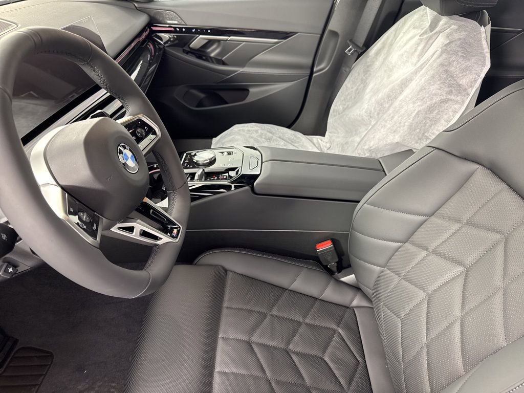 New 2026 BMW 530i xDrive w/ M Sport Package image 15