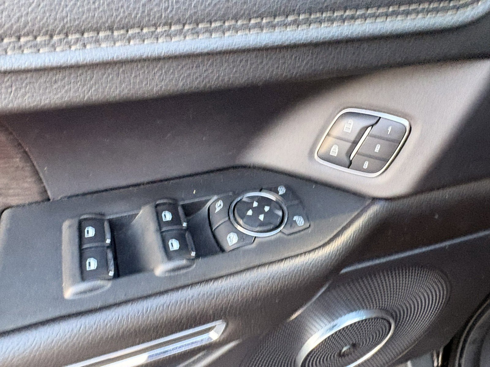 Used 2018 Ford Expedition Max Limited image 13