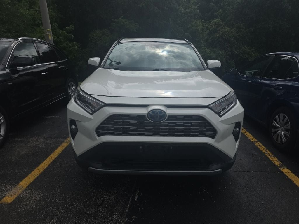 Used 2020 Toyota RAV4 Limited w/ Limited Grade Weather Package AWD/4WD image 2