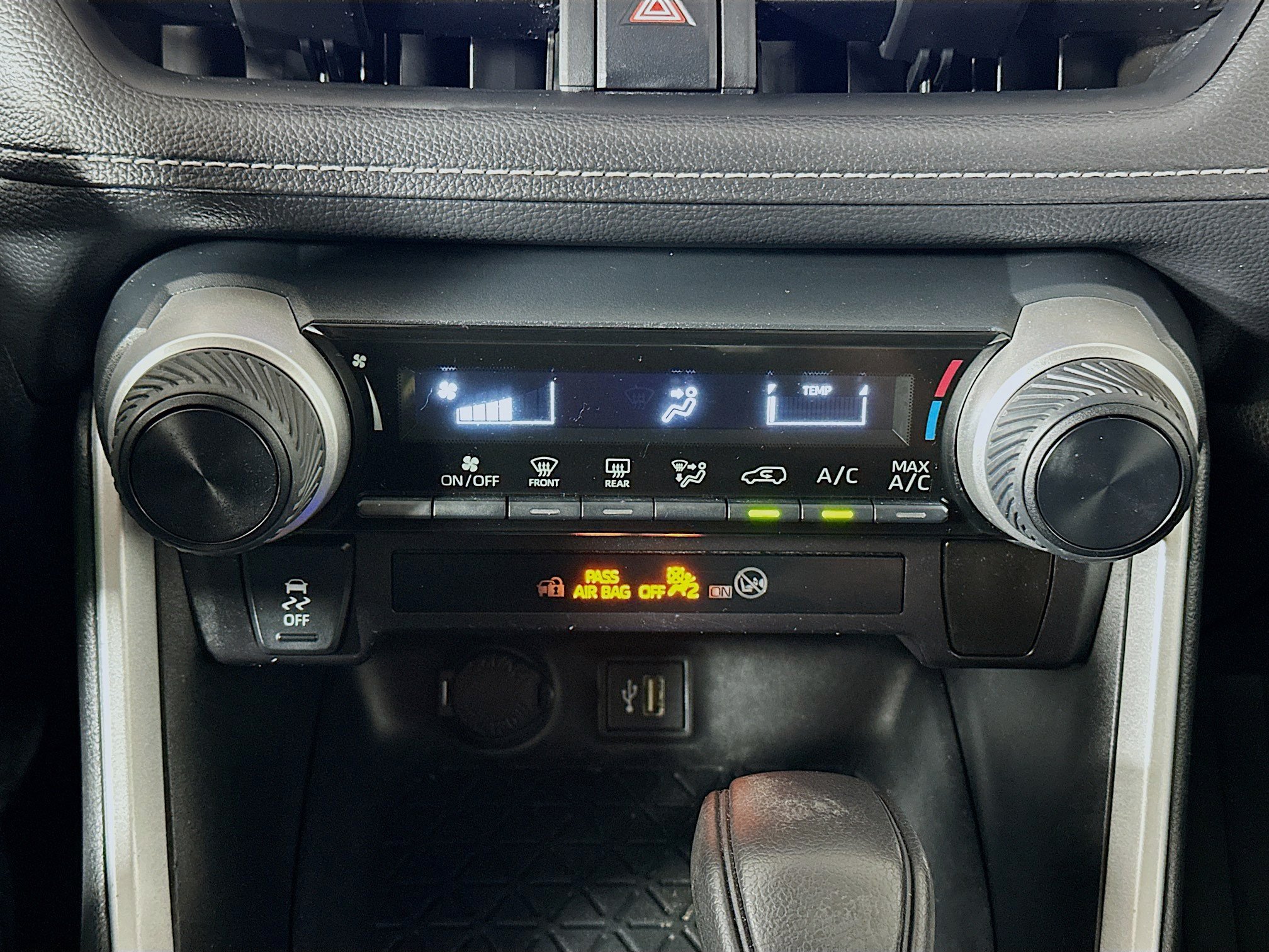 Used 2023 Toyota RAV4 LE FWD image 23