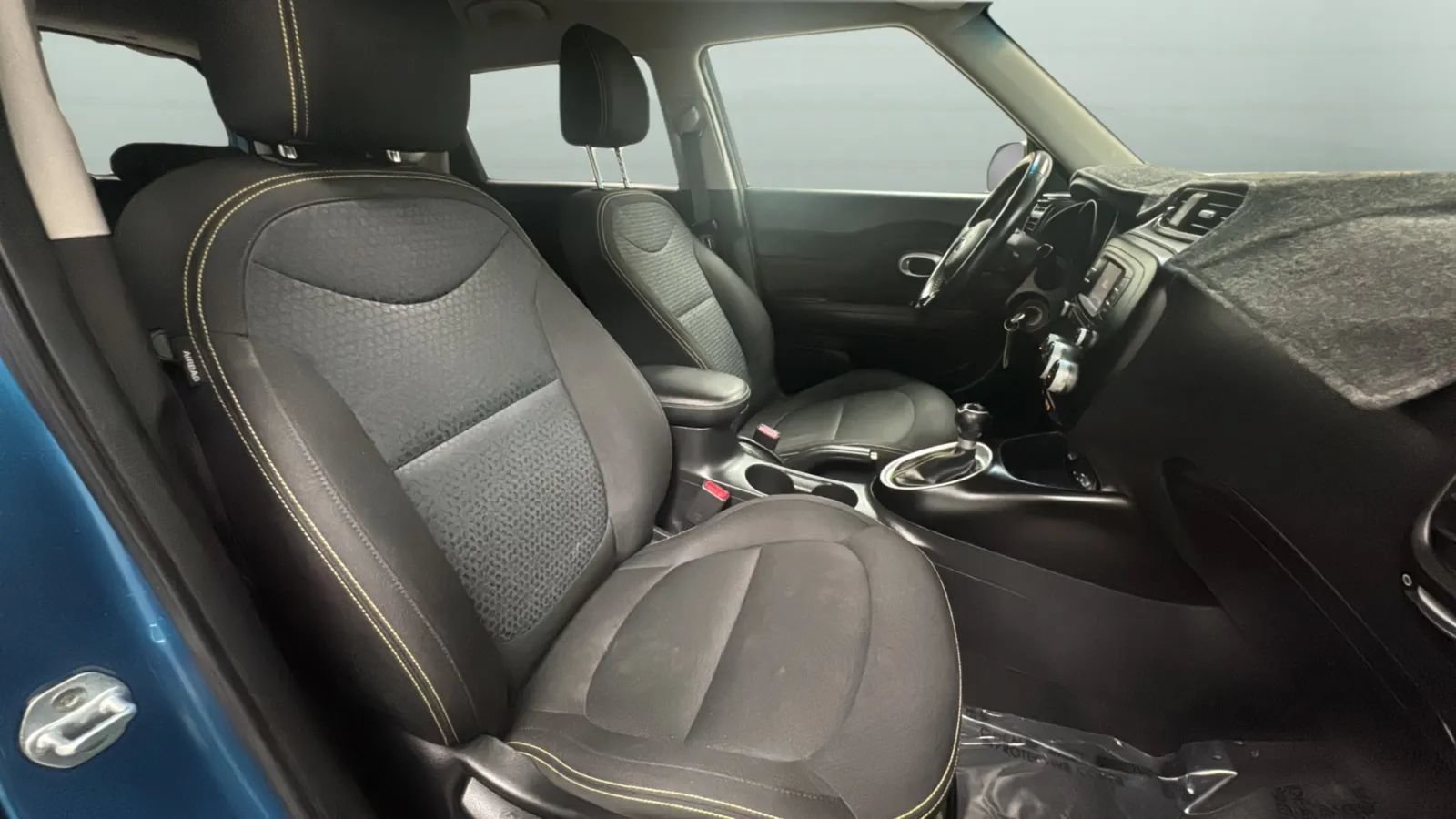 Used 2016 Kia Soul + w/ Designer's Package FWD image 24