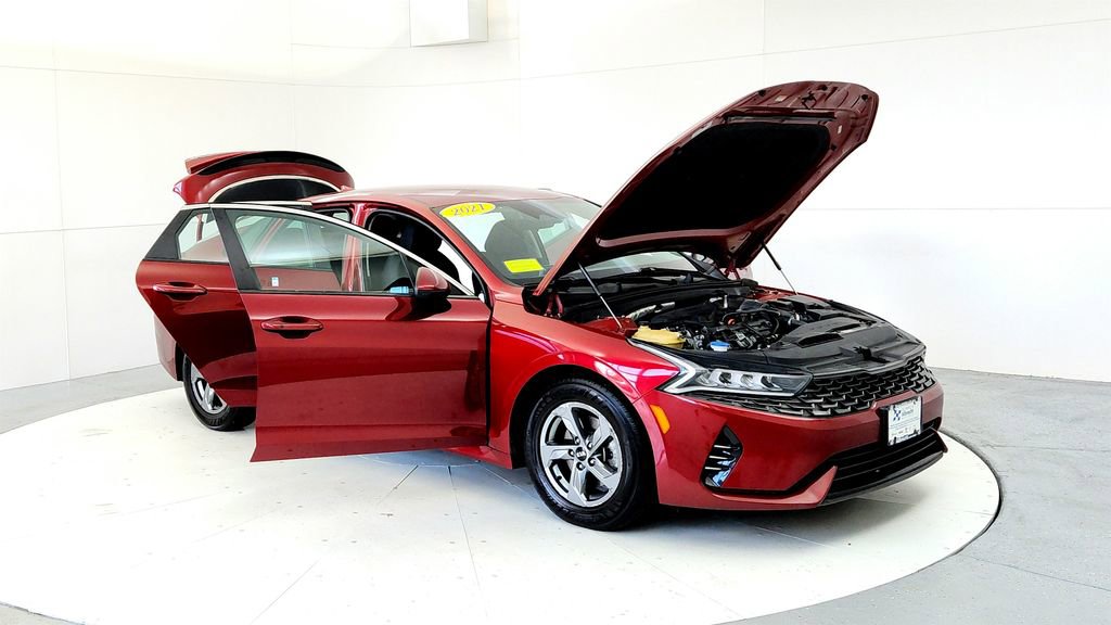 Used 2021 Kia K5 LXS FWD image 12