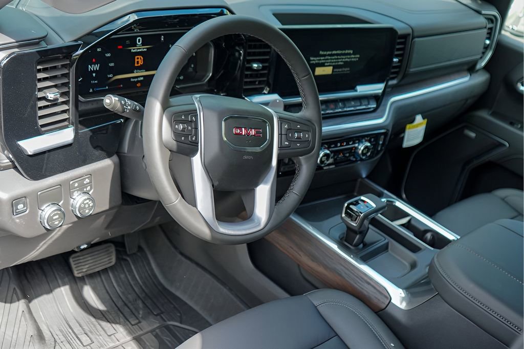 New 2026 GMC Sierra 1500 SLT image 9