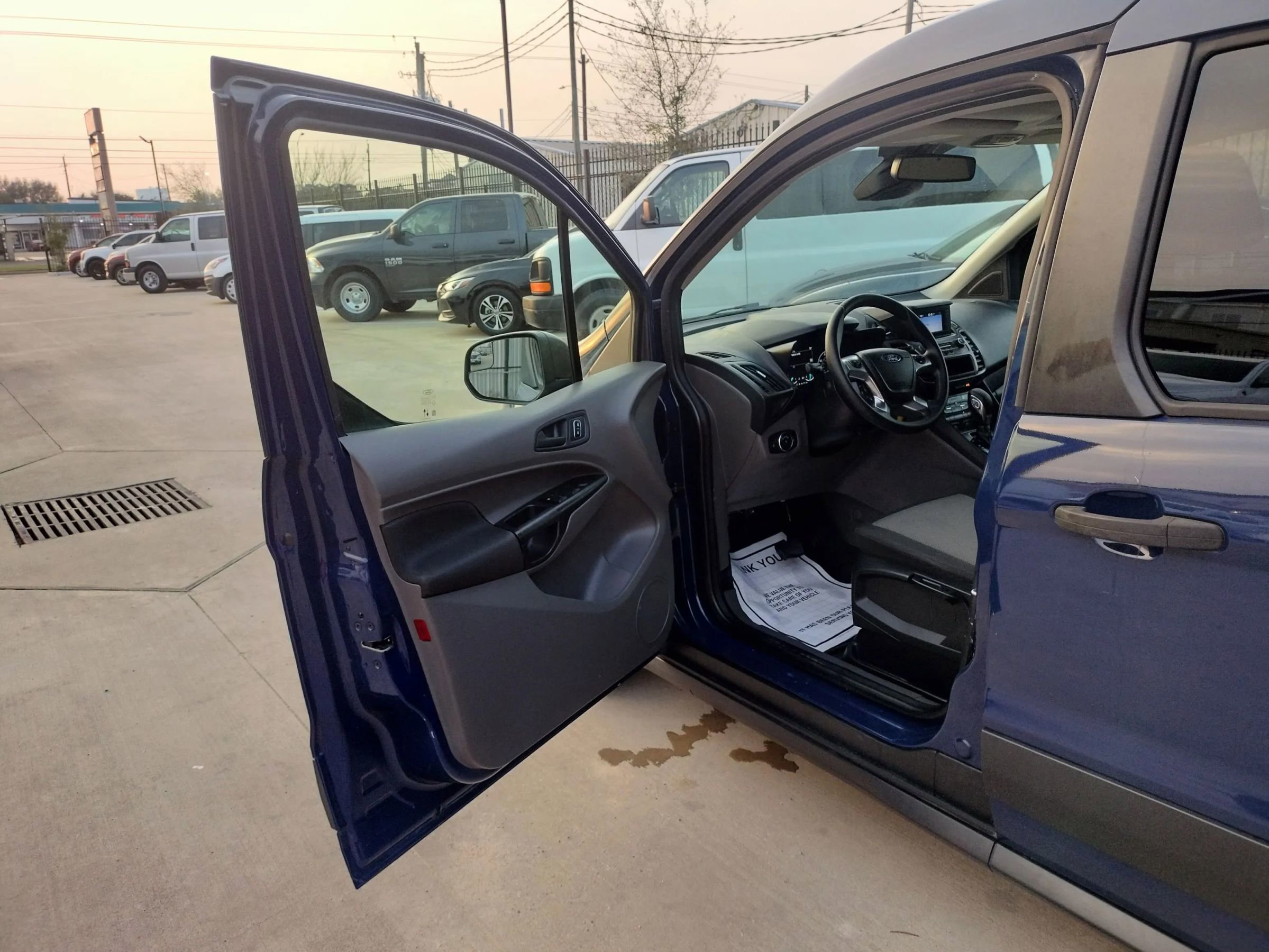 Used 2021 Ford Transit Connect XL image 20