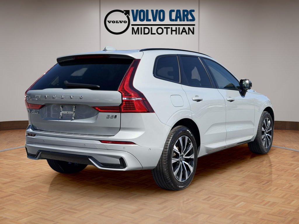 Used 2024 Volvo XC60 B5 Plus w/ Protection Package Premier AWD/4WD image 19