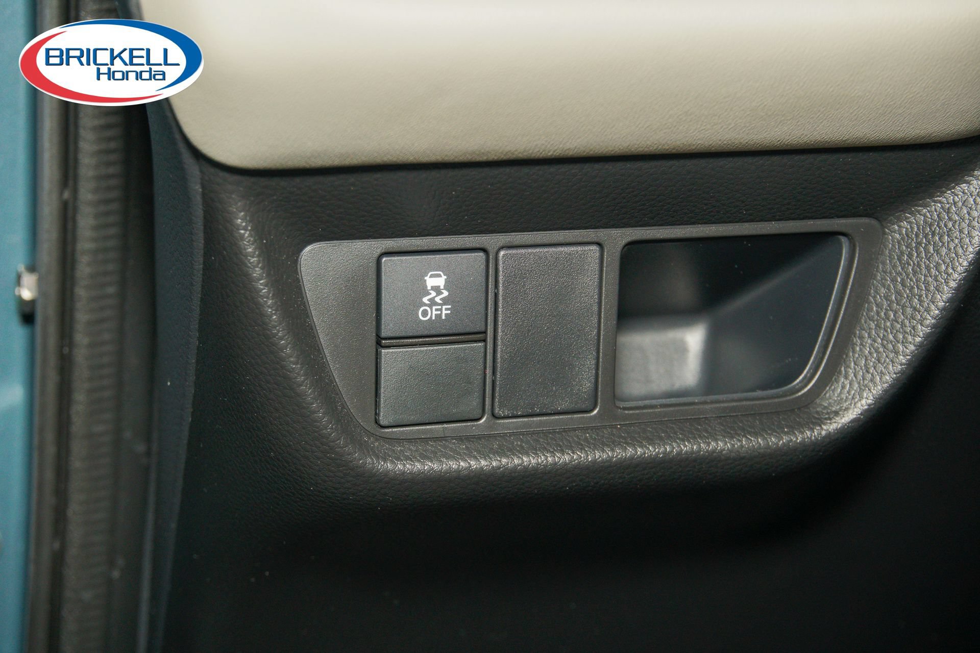 Certified 2024 Honda HR-V LX image 28
