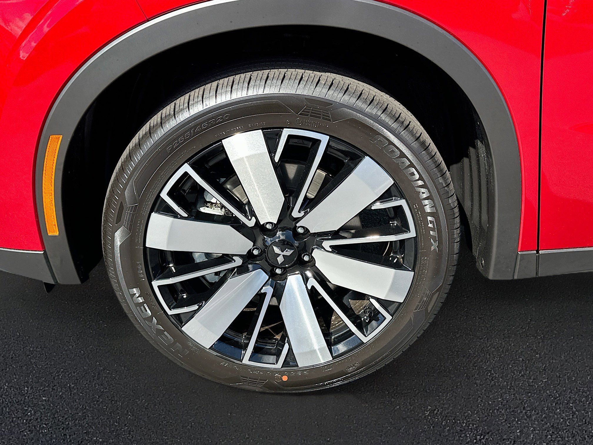 New 2025 Mitsubishi Outlander SE image 21