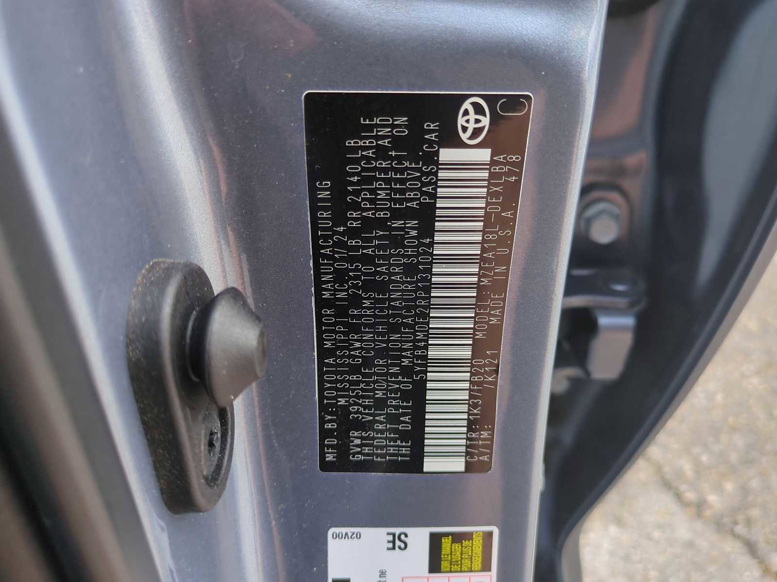 Used 2024 Toyota Corolla LE image 33