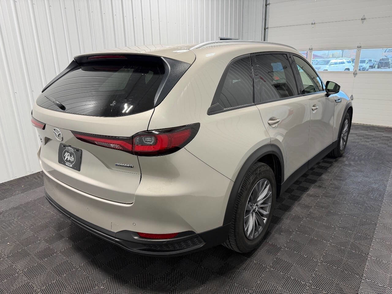 Used 2025 MAZDA CX-90 3.3 Turbo w/ Preferred Package image 4