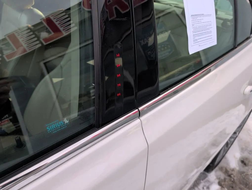 Used 2015 Lincoln MKS AWD w/ Equipment Group 101A image 22