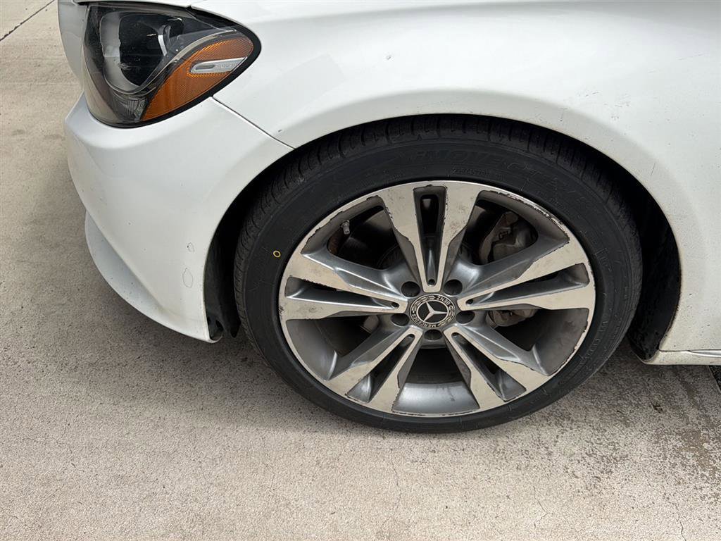 Certified 2018 Mercedes-Benz C 300 Sedan w/ Premium Package image 6