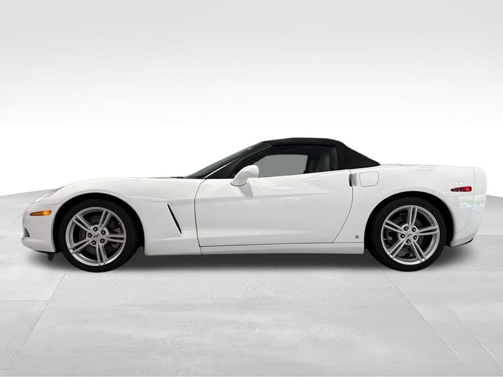 Used 2009 Chevrolet Corvette Convertible w/ Preferred Equipment Group RWD image 42