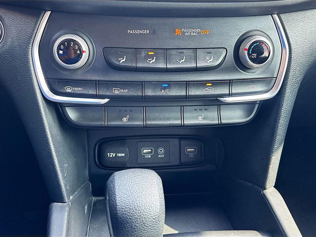 Used 2019 Hyundai Santa Fe SEL image 15