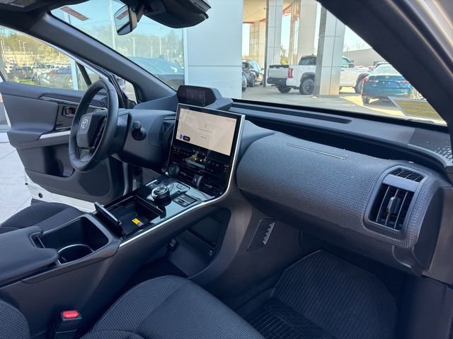Used 2025 Toyota bZ4X AWD w/ Weather Package image 32
