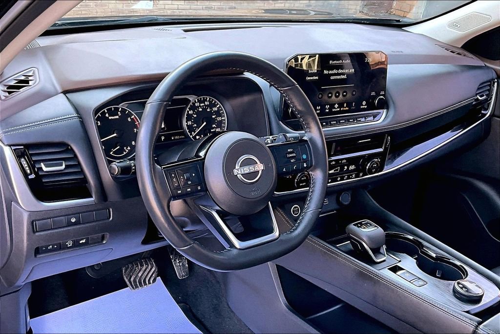 Used 2023 Nissan Rogue SL w/ SL Premium Package image 13