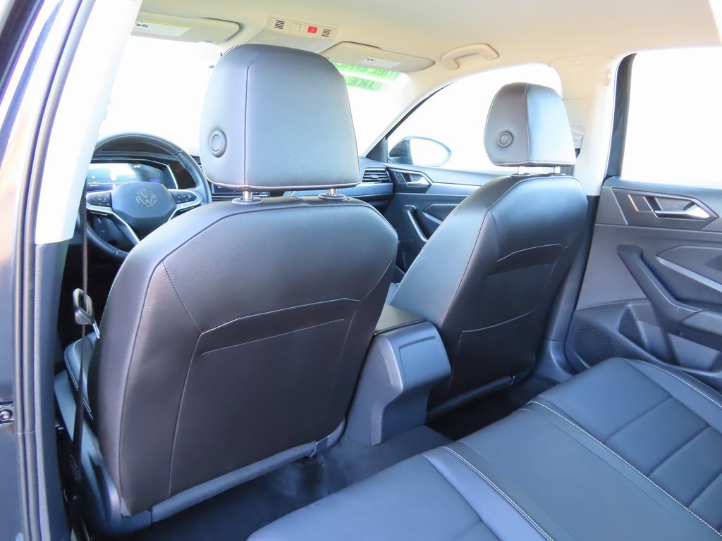 Used 2024 Volkswagen Jetta SE image 23