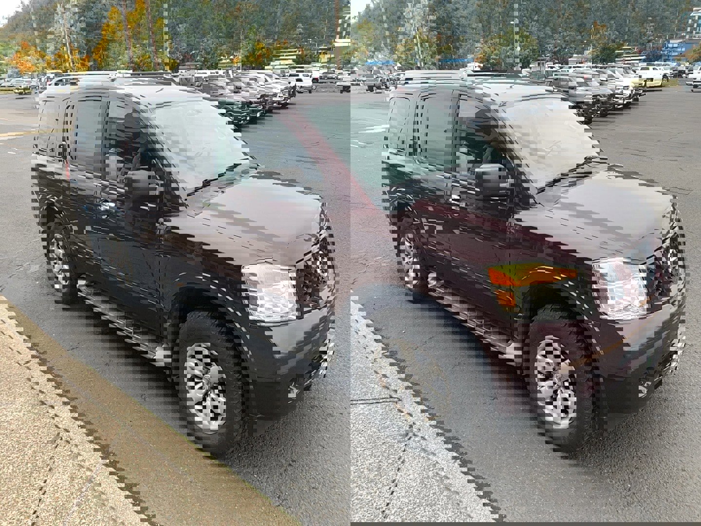 Used 2013 Nissan Armada SV image 4