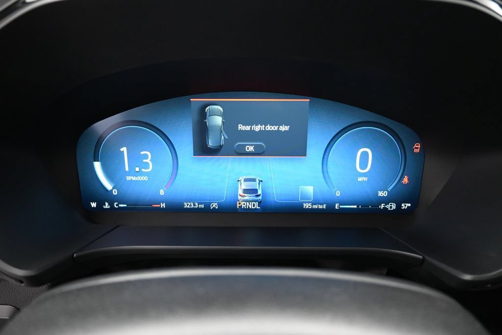 Used 2023 Ford Escape ST-Line Elite w/ Premium Technology Package AWD/4WD image 14