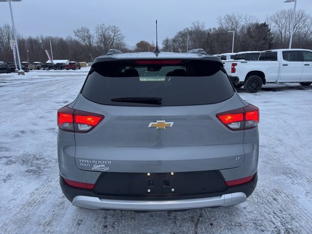 Used 2024 Chevrolet TrailBlazer LT w/ Convenience Package image 4