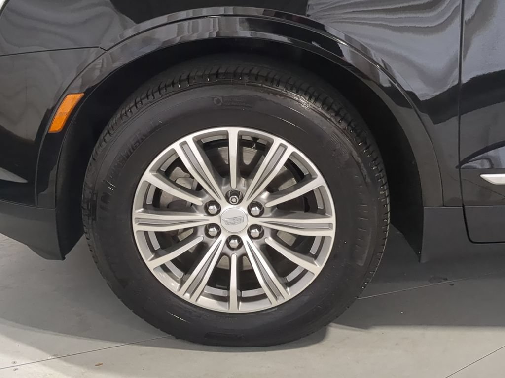 Used 2019 Cadillac XT5 Luxury FWD image 17