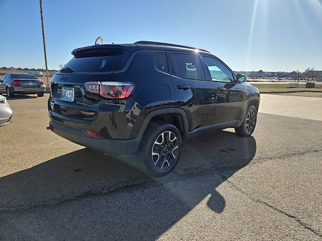 Used 2020 Jeep Compass Trailhawk image 6