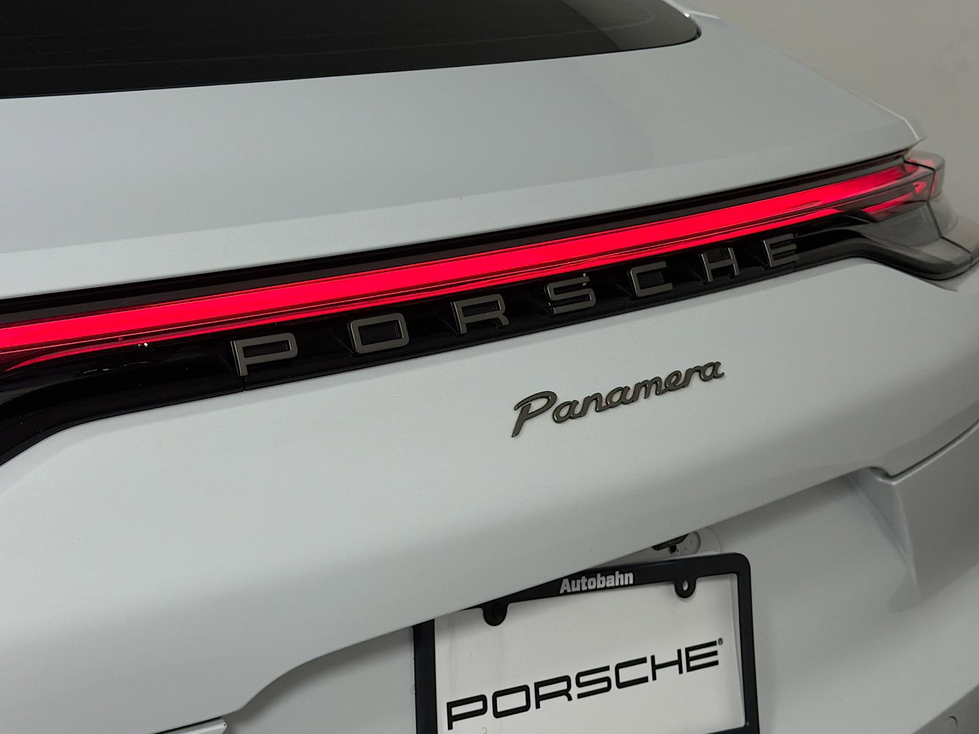 Certified 2023 Porsche Panamera Platinum Edition w/ Sport Chrono Package image 17