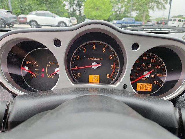 Used 2006 Nissan 350Z Touring RWD image 21