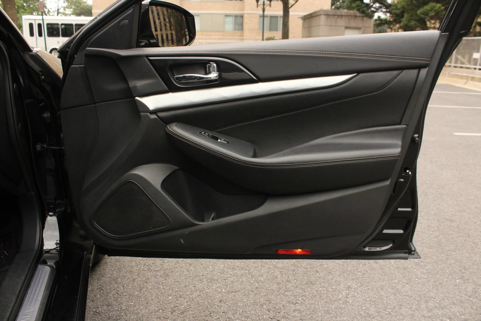 Used 2019 Nissan Maxima 3.5 SV w/ Floor Mat Group FWD image 25