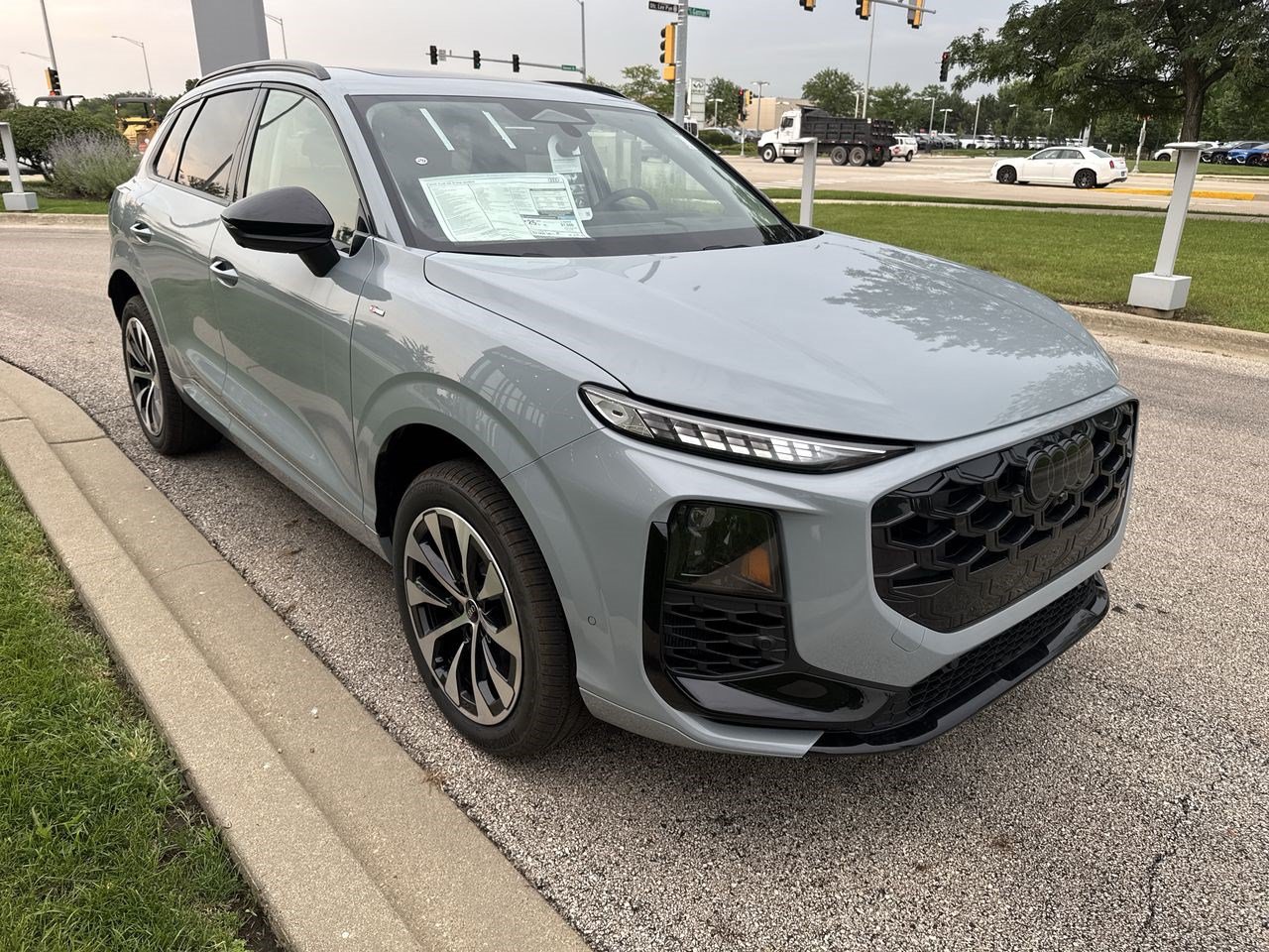 New 2026 Audi Q3 quattro 2.0T AWD/4WD image 27