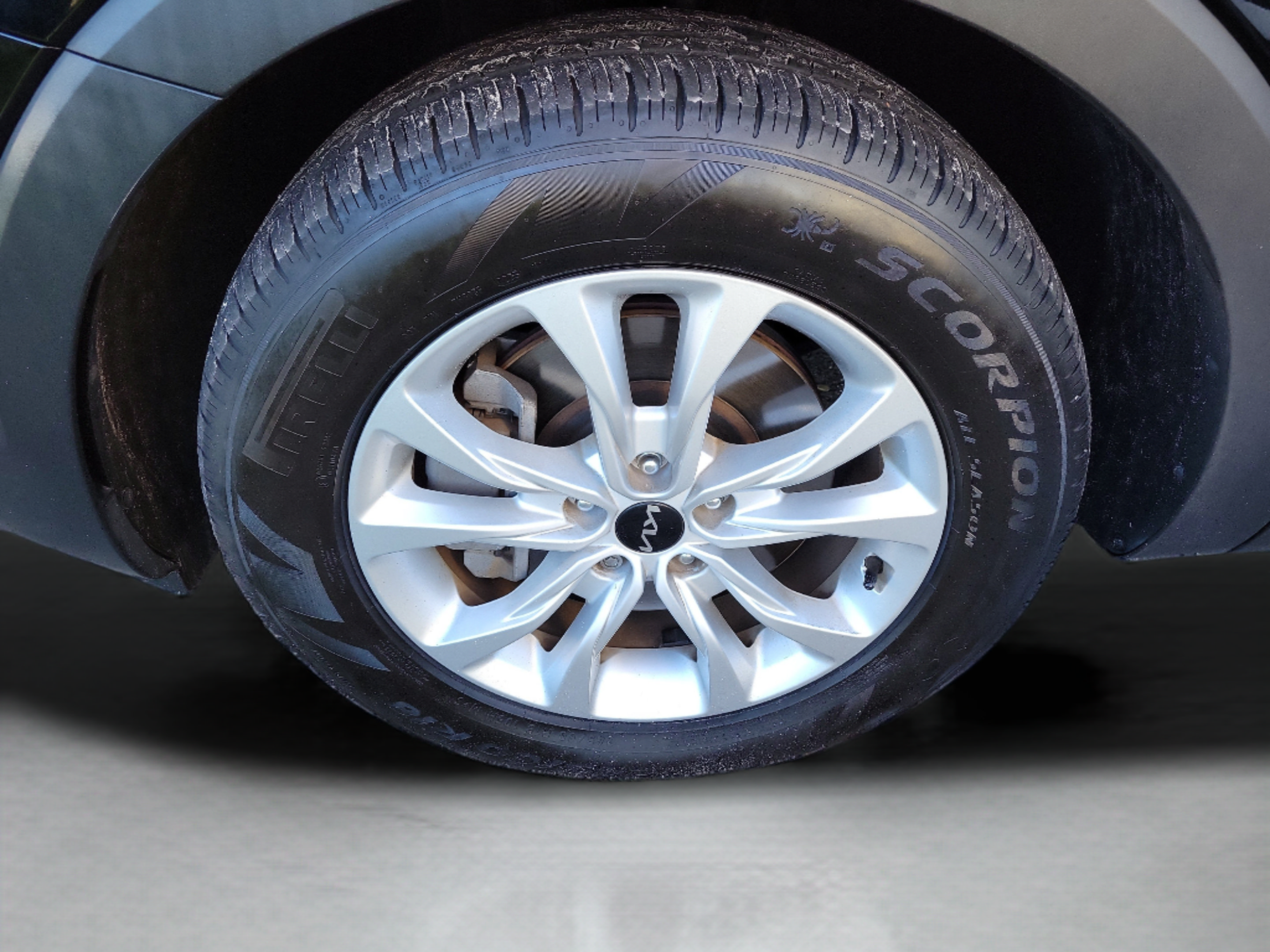 Certified 2022 Kia Telluride LX AWD/4WD image 27