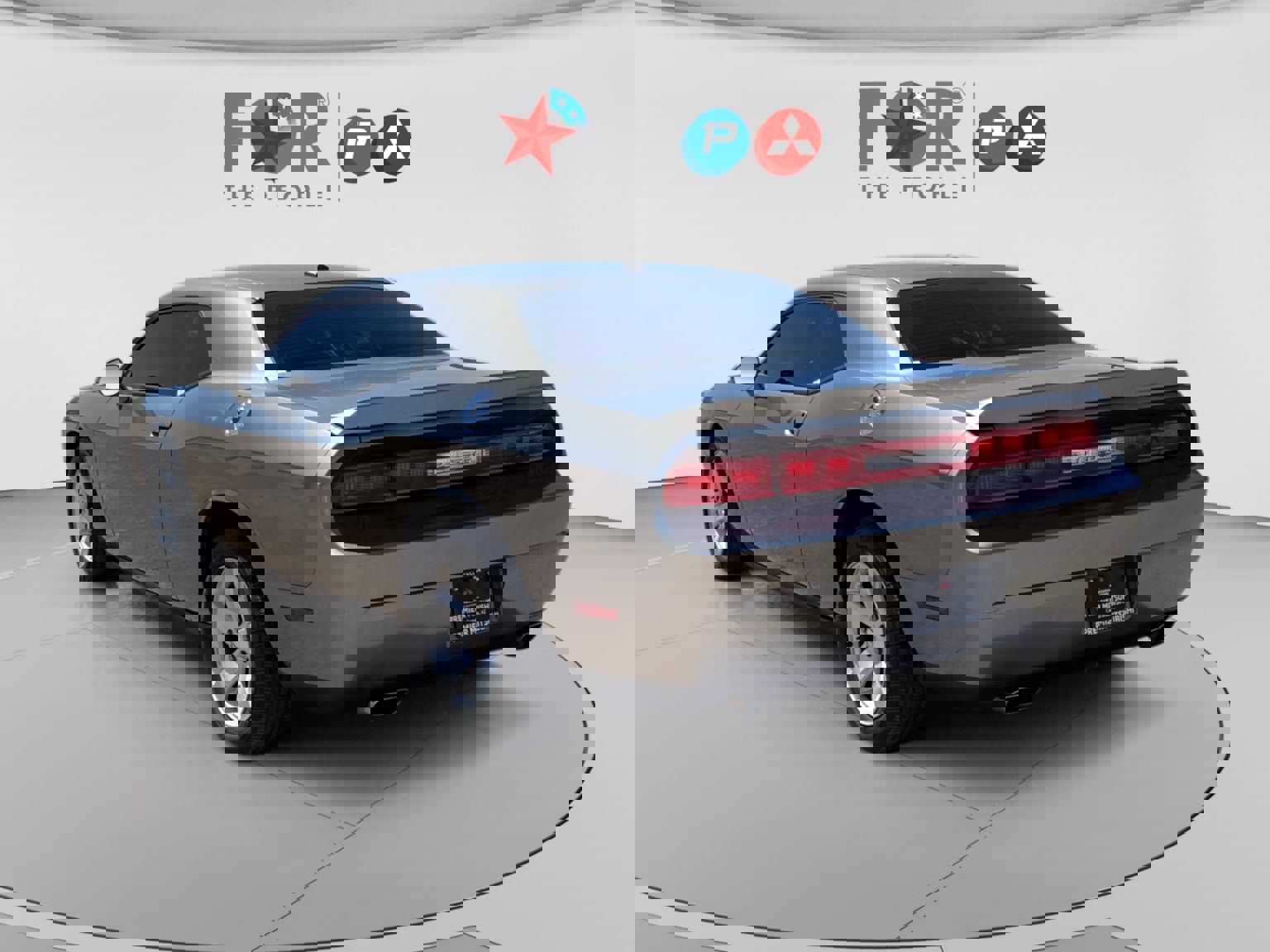 Used 2012 Dodge Challenger SXT image 3