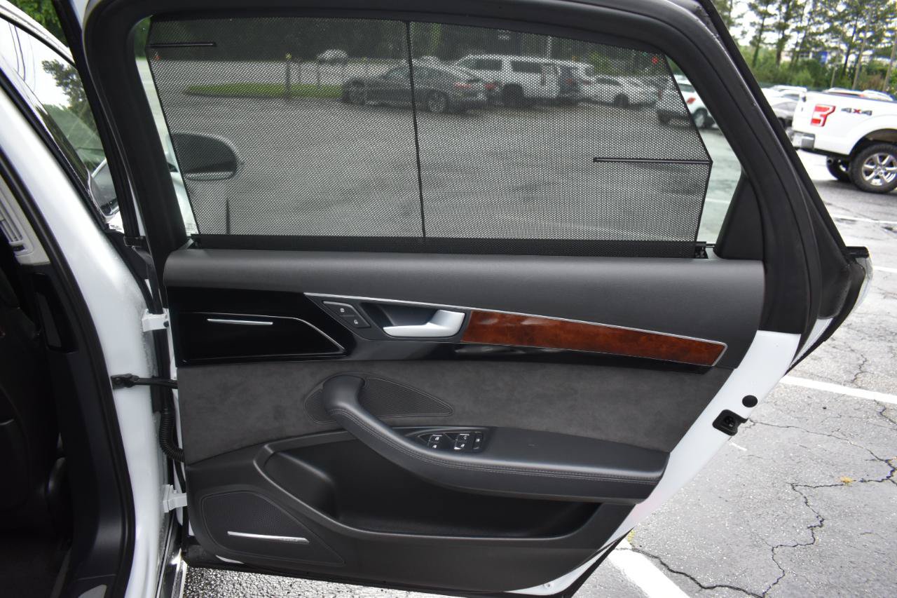 Used 2013 Audi A8 L 3.0T AWD/4WD image 38