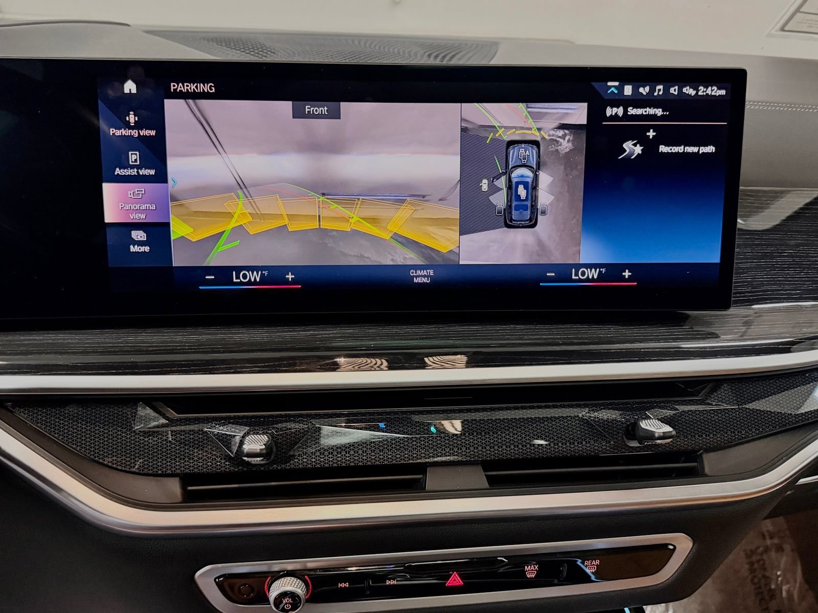 Used 2023 BMW X7 xDrive40i w/ M Sport Package AWD/4WD image 32