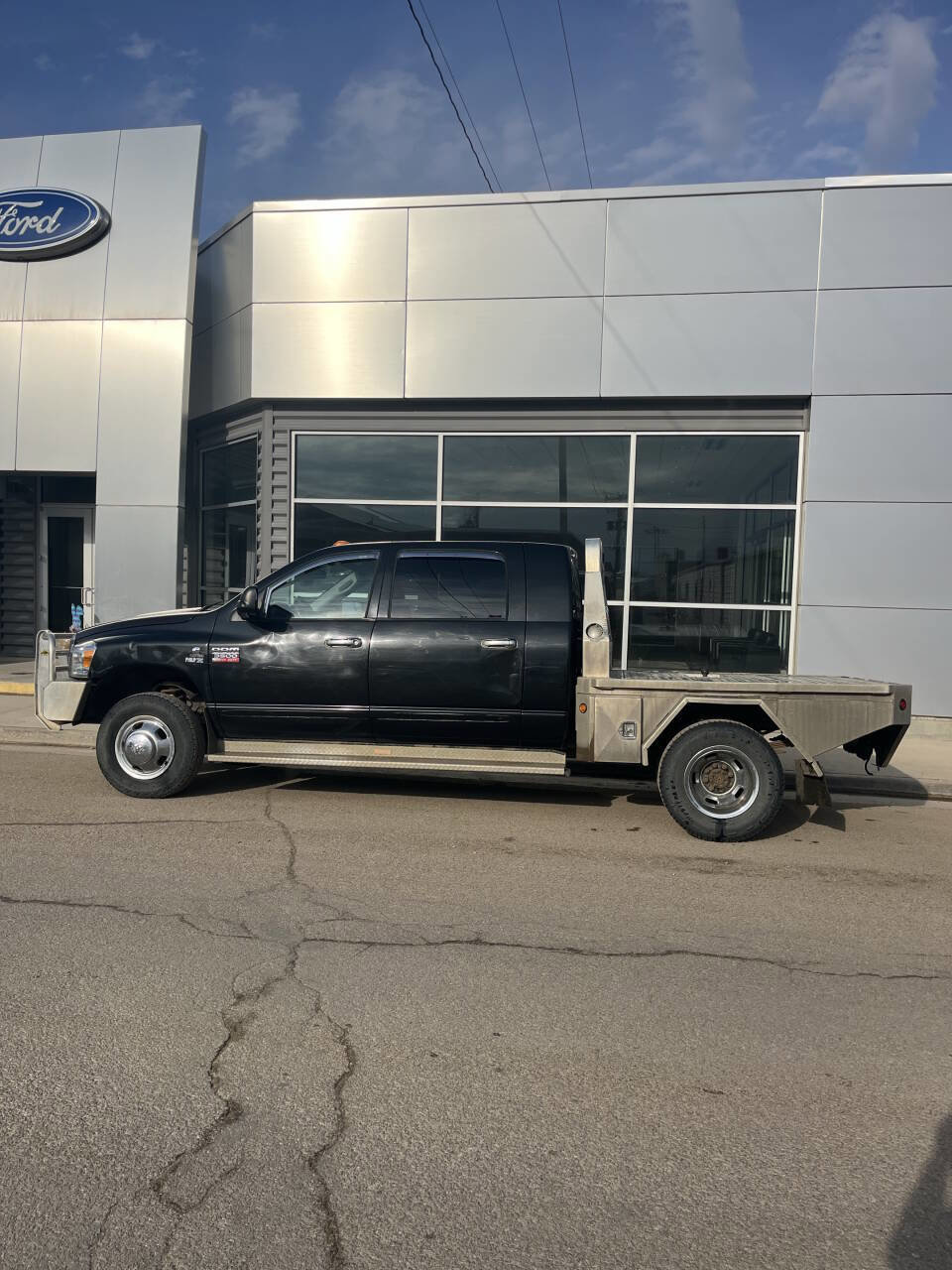 Used 2009 Dodge Ram 3500 Truck SLT w/ Popular Equipment Group image 14