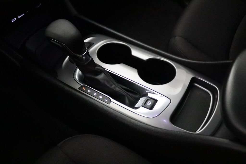 Certified 2023 Chevrolet Malibu LS FWD image 29