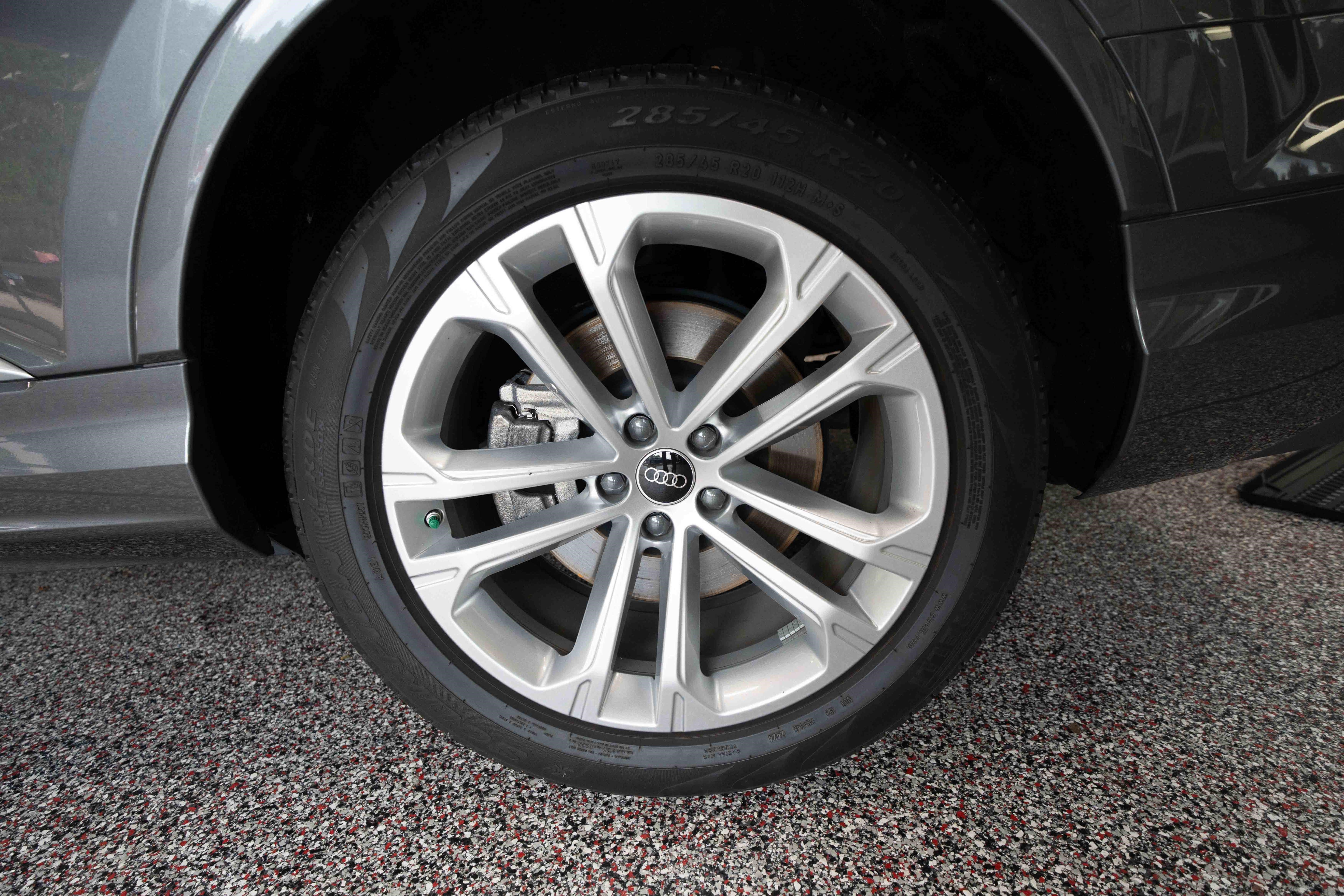 Used 2025 Audi Q7 2.0T Premium AWD/4WD image 30