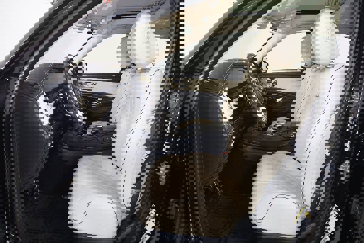 Used 2019 Mercedes-Benz S 63 AMG S 4MATIC Sedan image 13