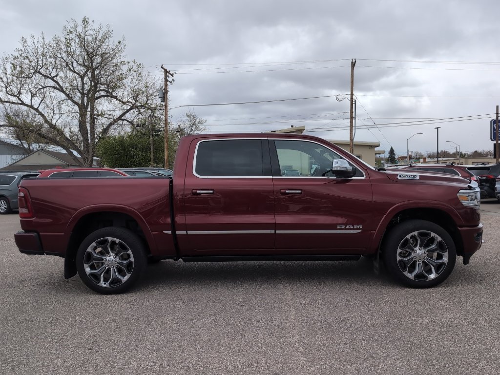 Used 2022 RAM 1500 Limited w/ Body-Colour Bumper Group AWD/4WD image 5