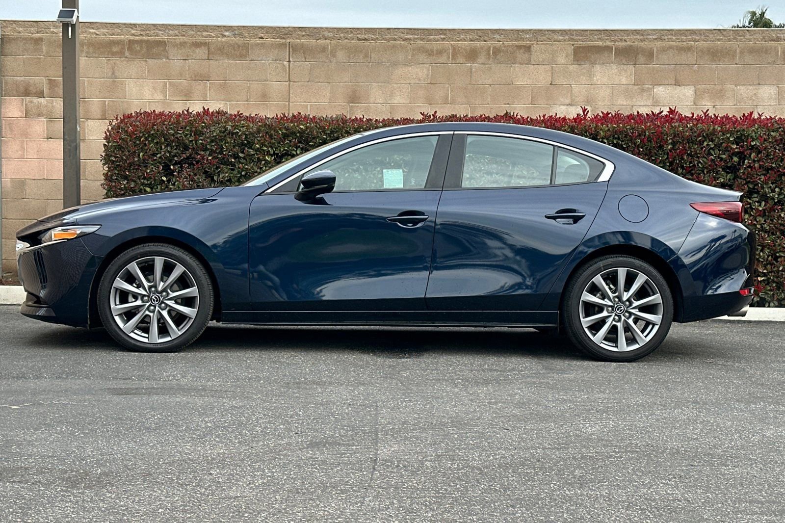 Used 2024 MAZDA MAZDA3 s image 7