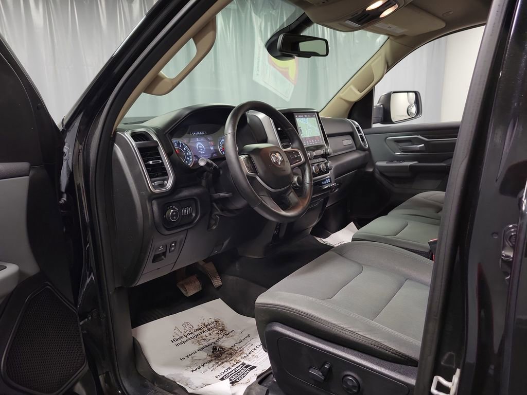 Used 2019 RAM 1500 Big Horn AWD/4WD image 13