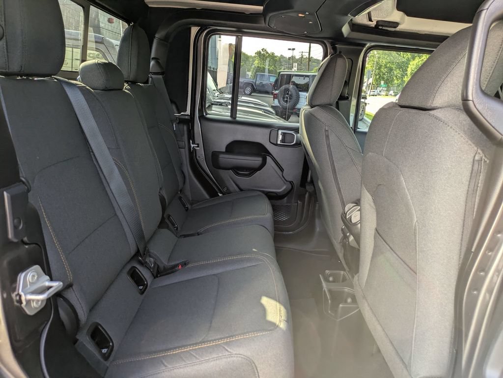 New 2026 Jeep Gladiator Sport AWD/4WD image 23