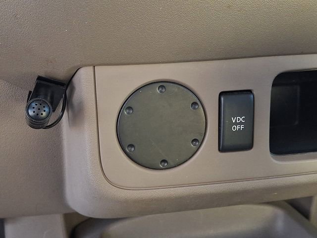 Used 2010 Nissan Frontier SE image 21