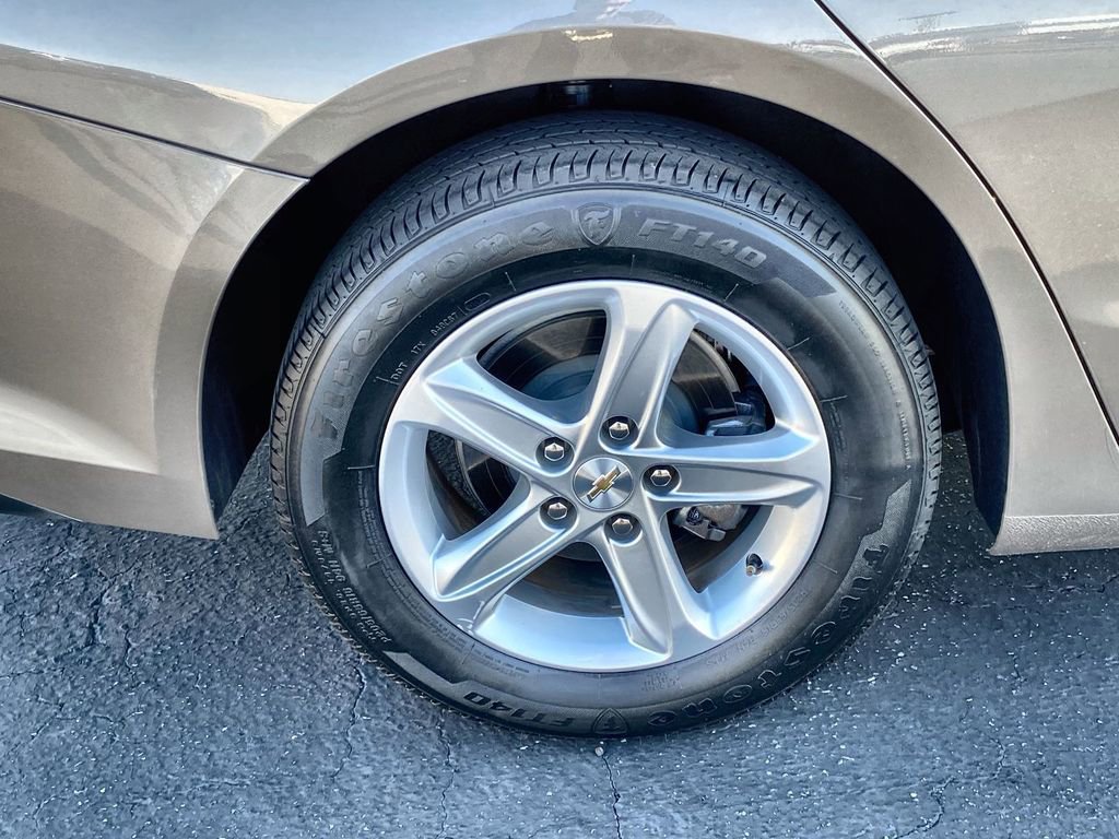 Used 2024 Chevrolet Malibu LT image 31