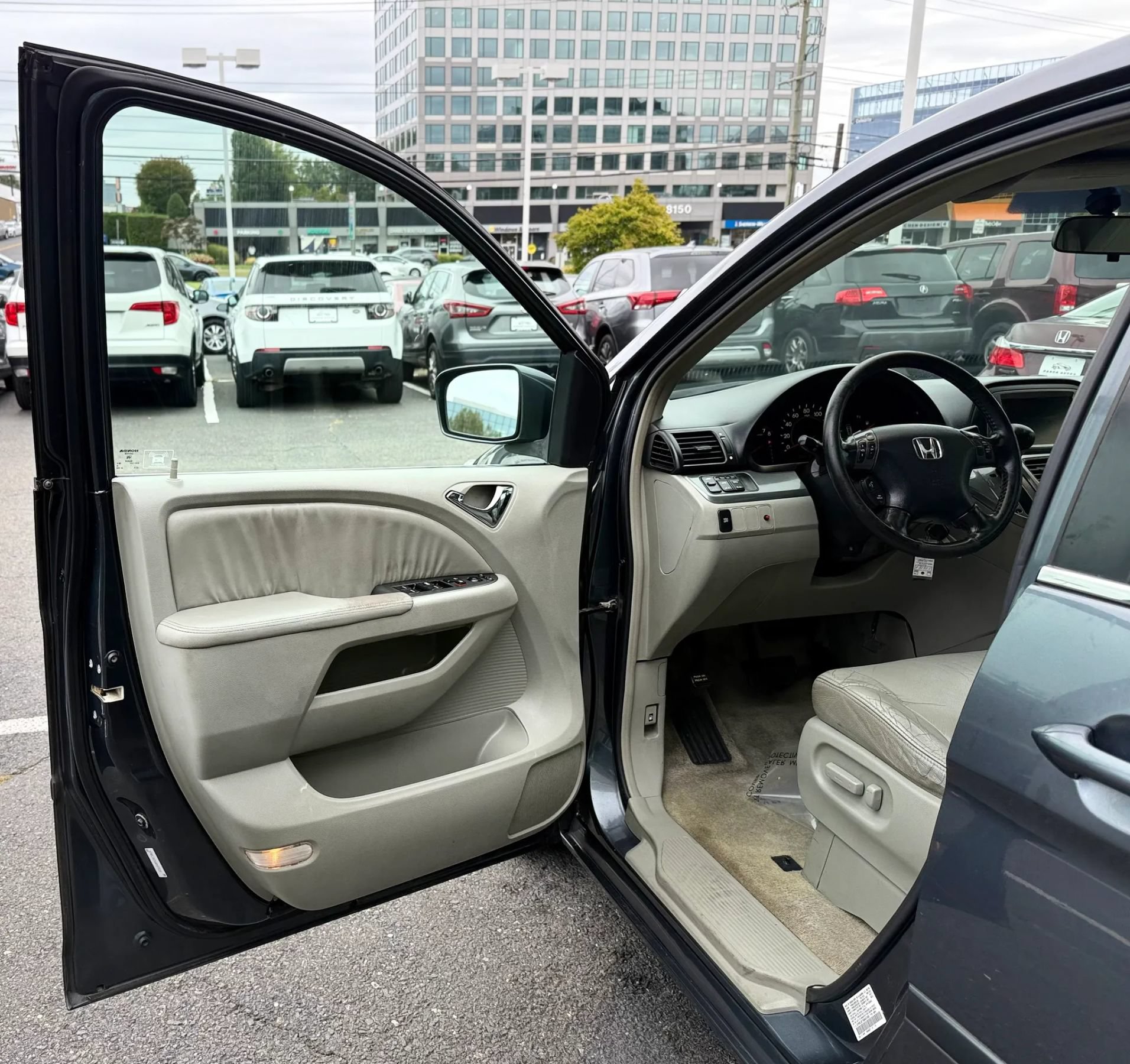 Used 2006 Honda Odyssey EX-L image 9