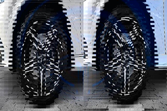 Used 2025 Mercedes-Benz GLE 350 4MATIC image 37