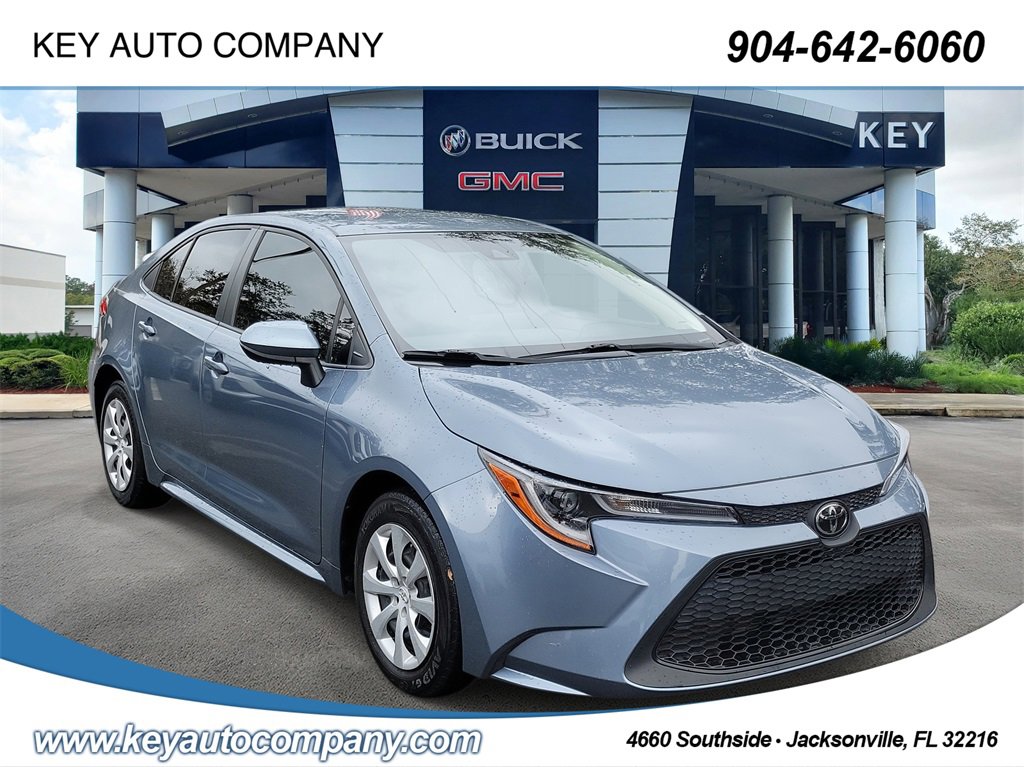 Used 2022 Toyota Corolla LE image 1