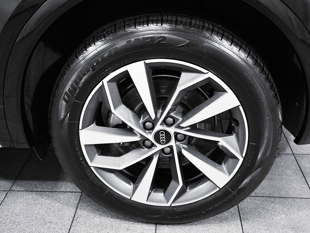 Used 2024 Audi Q5 2.0T Premium Plus image 8